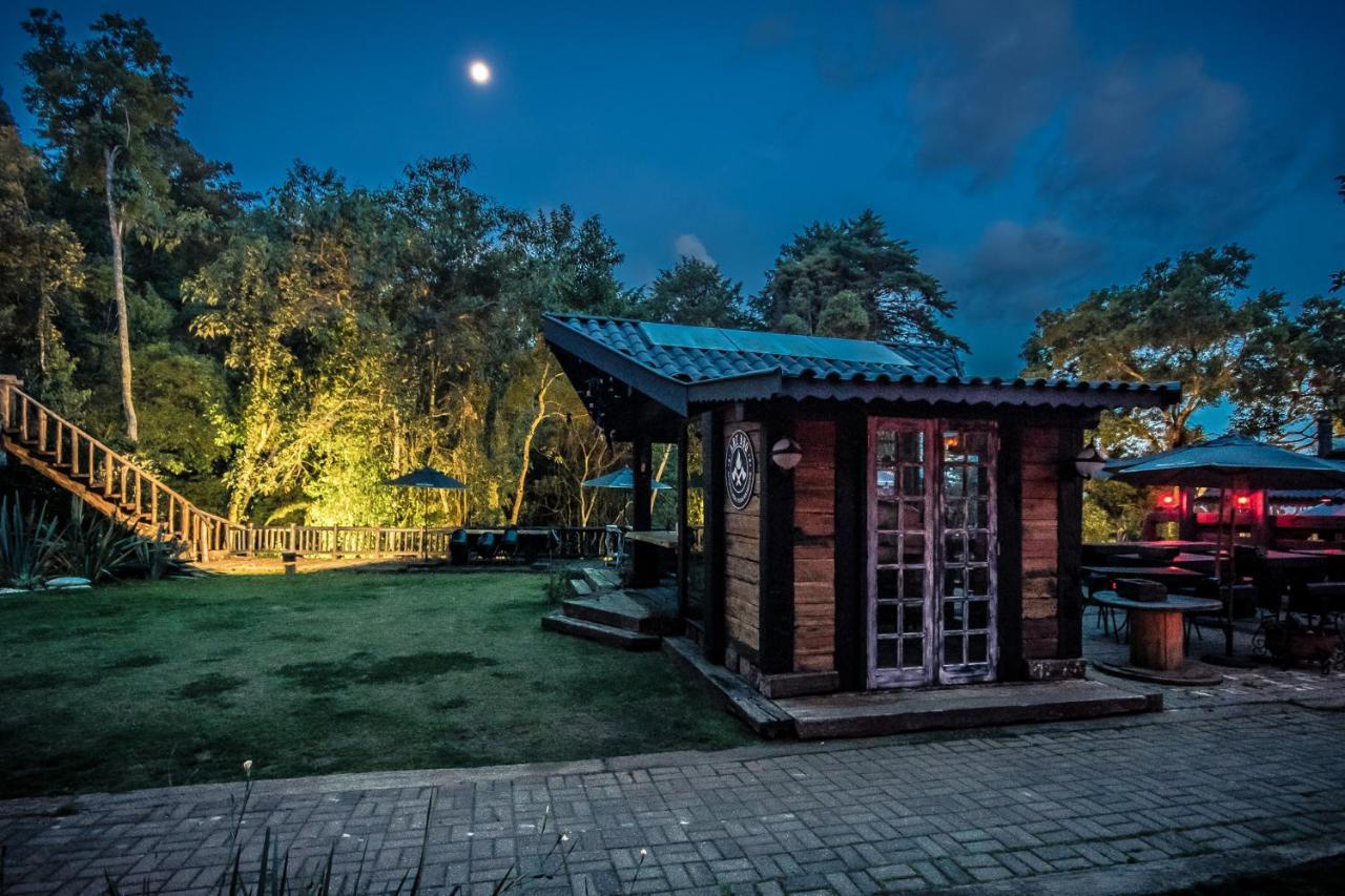 Art Lodge Кампус-ду-Жордан Екстер'єр фото